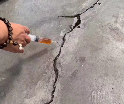 津南混凝土裂缝修补技术详解​